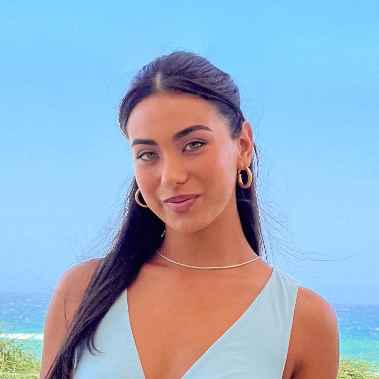 Model Ysabella